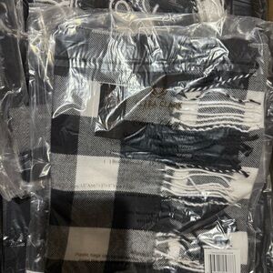 NEW Designer Luxury Plaid Checkered Scarf